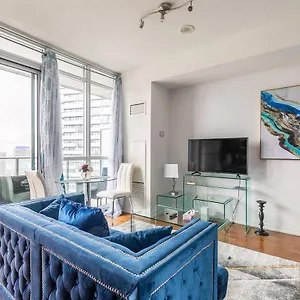 Gorgeous 1br W/parking Across The Scotiabank Arena Toronto