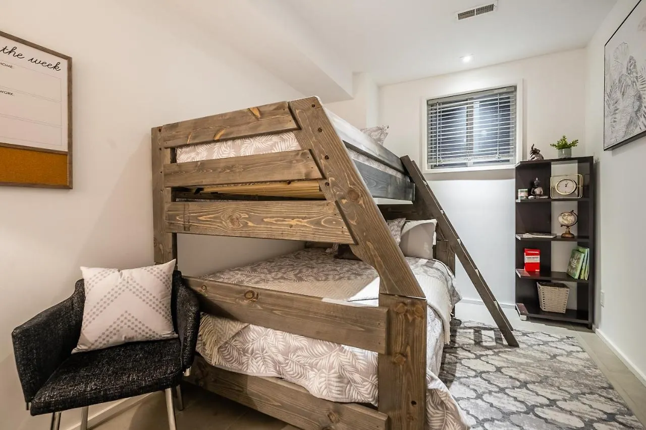 Globalstay Exclusive 4 Bedroom Townhouse In Downtown Toronto With Parking 0*,