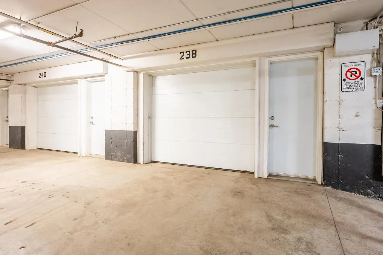 Apartment Globalstay Exclusive 4 Bedroom Townhouse In Downtown Toronto With Parking