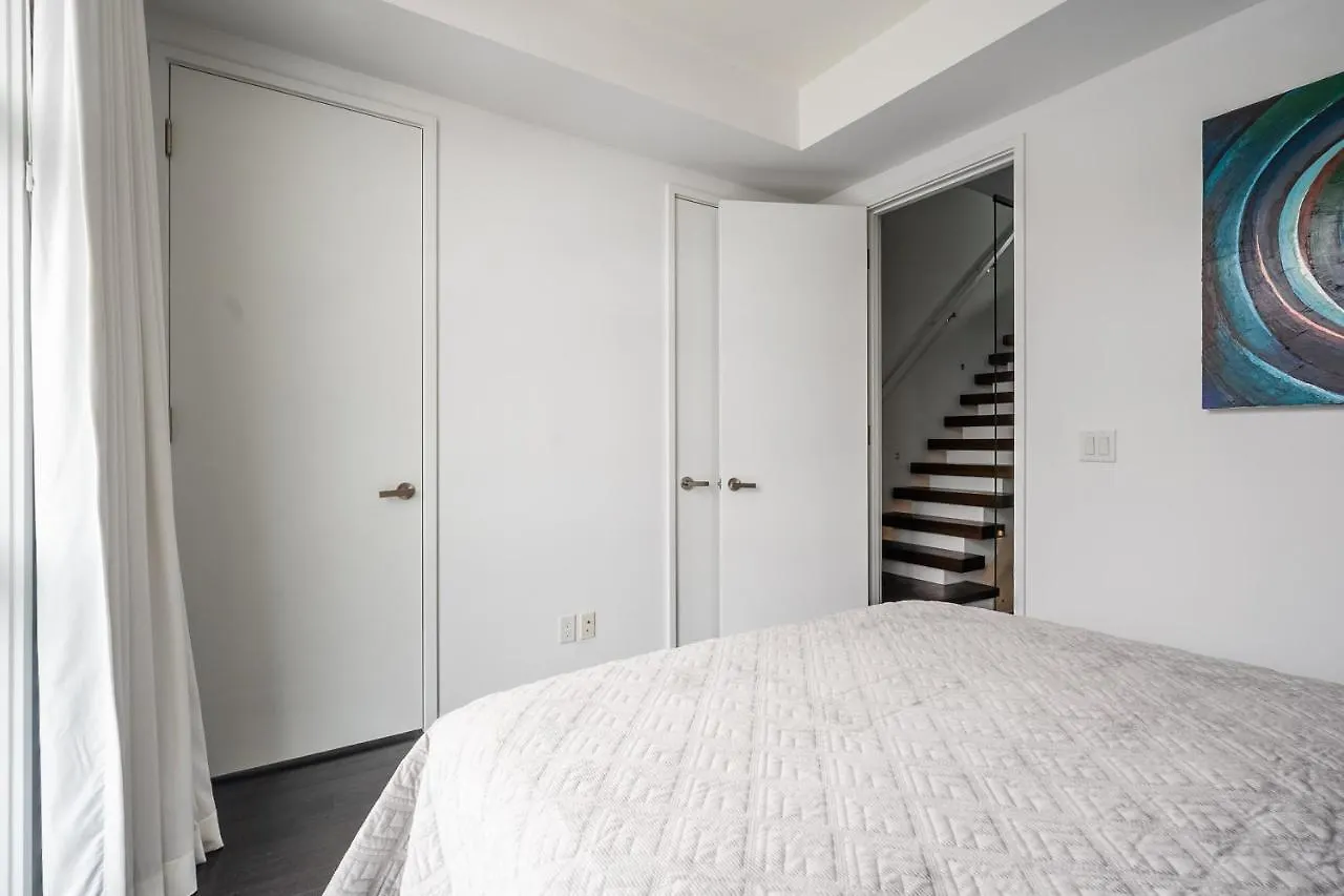 Apartment Globalstay Exclusive 4 Bedroom Townhouse In Downtown Toronto With Parking Canada