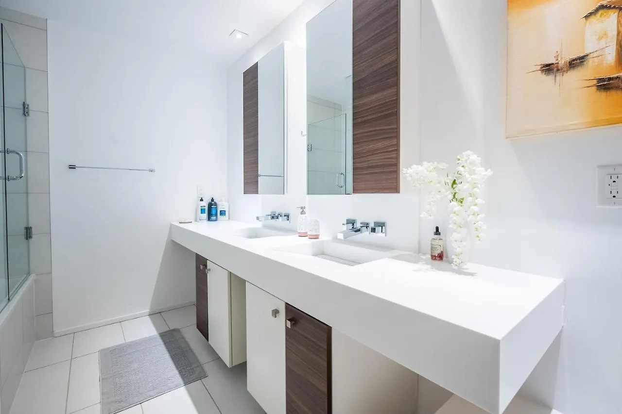 Globalstay Exclusive 4 Bedroom Townhouse In Downtown Toronto With Parking 0*,