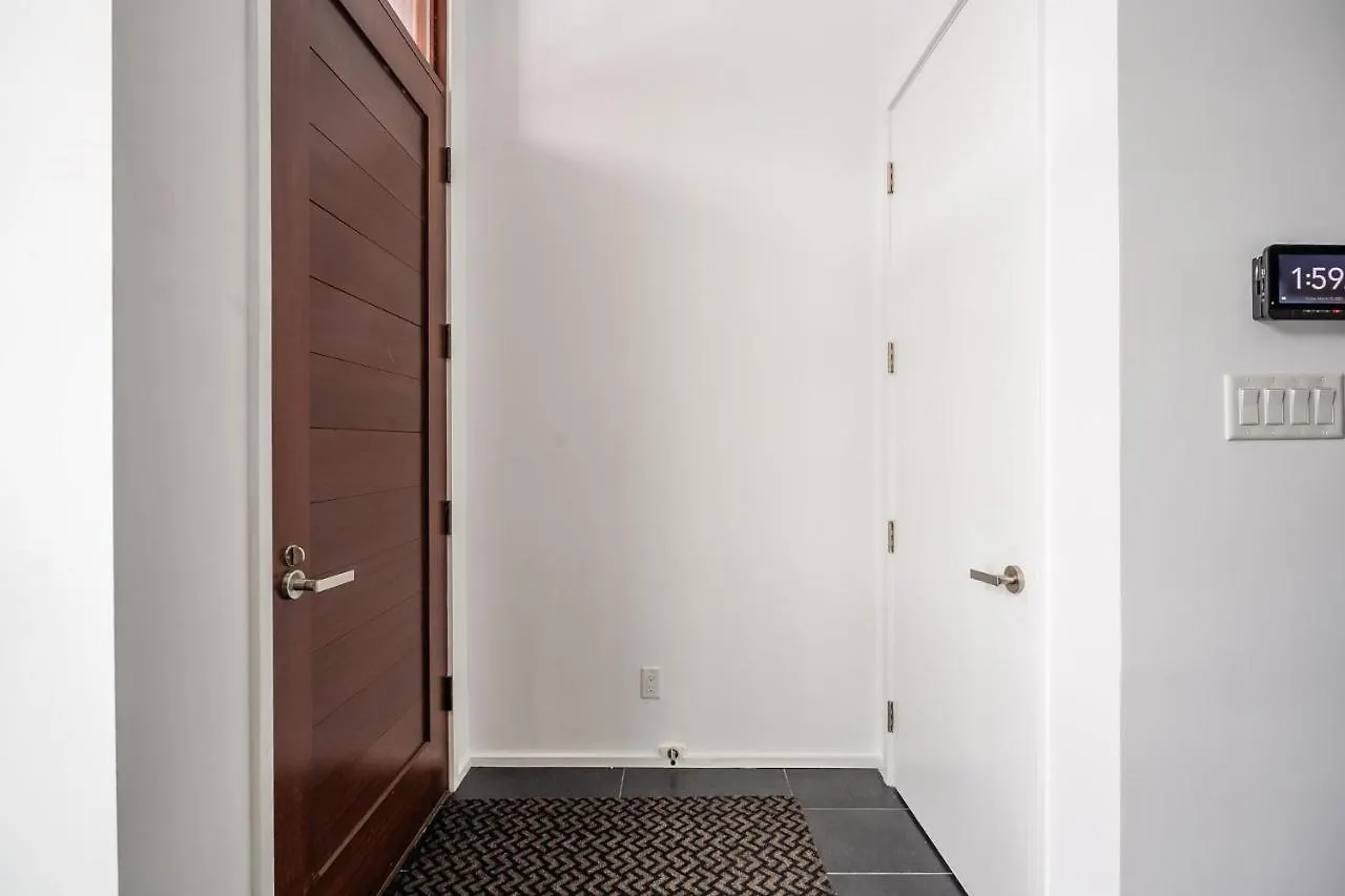 Globalstay Exclusive 4 Bedroom Townhouse In Downtown Toronto With Parking