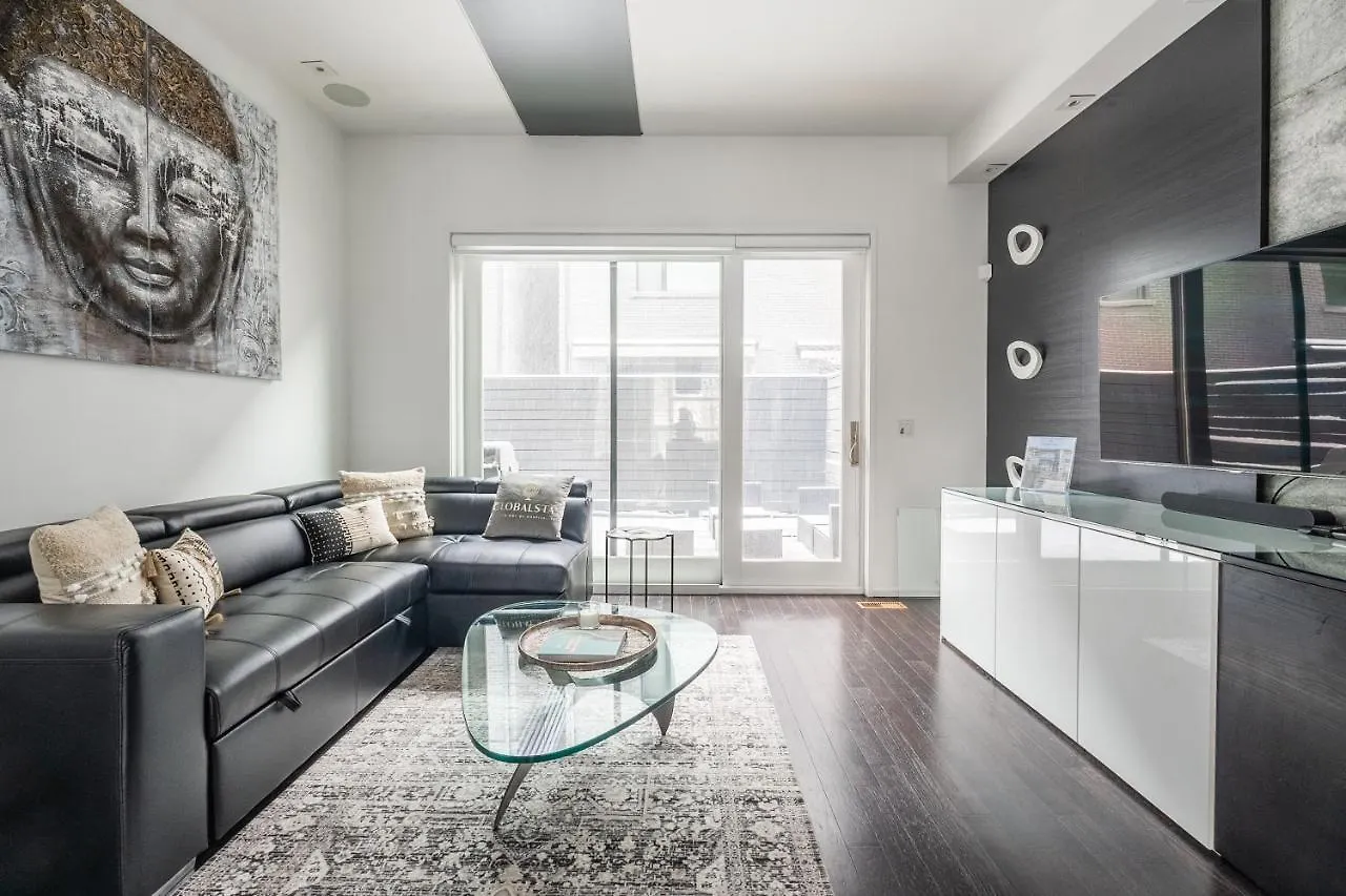 Globalstay Exclusive 4 Bedroom Townhouse In Downtown Toronto With Parking Canada